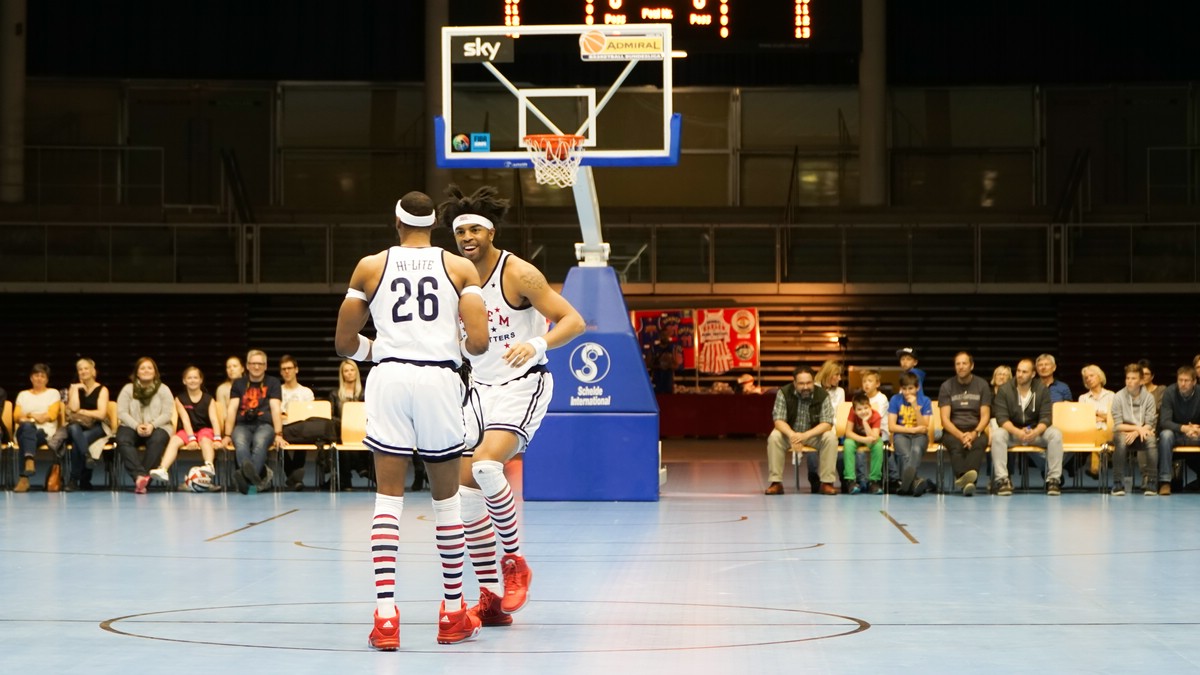 O Fotomagazin / Harlem Globetrotters in der TipsArena 2016